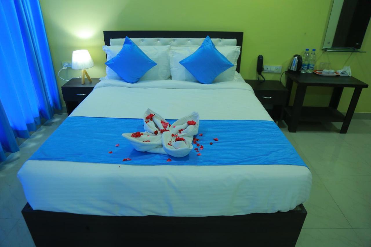 Hotel Sky Park Shamshabad Εξωτερικό φωτογραφία
