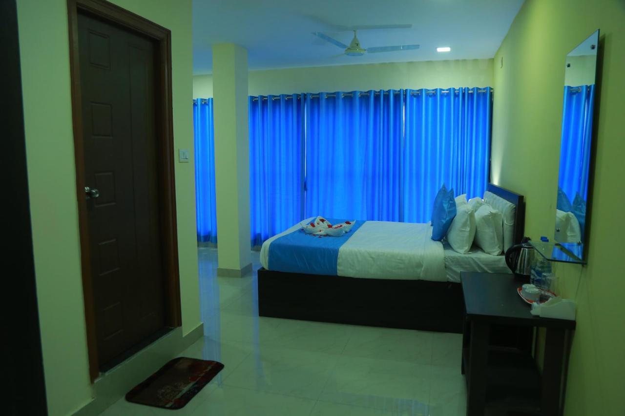 Hotel Sky Park Shamshabad Εξωτερικό φωτογραφία