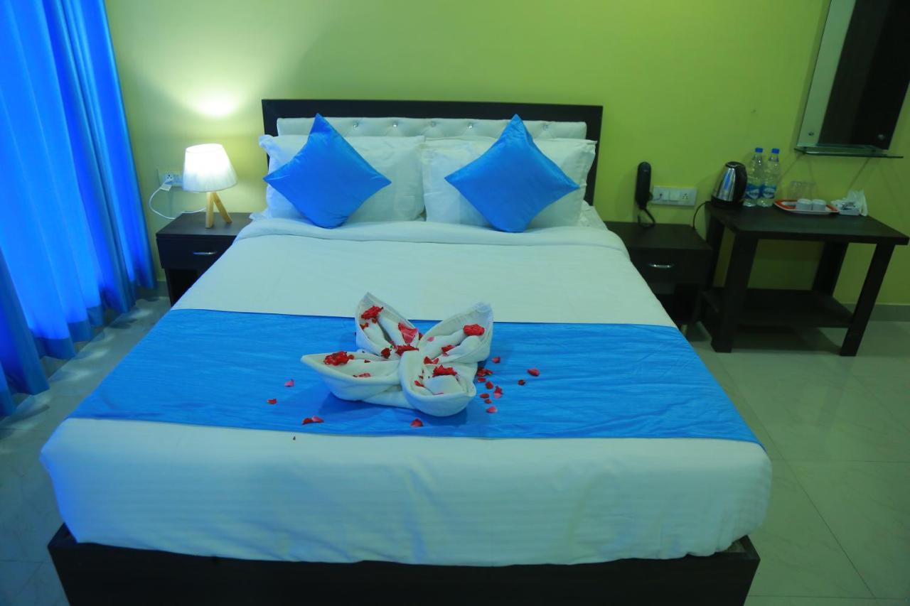 Hotel Sky Park Shamshabad Εξωτερικό φωτογραφία