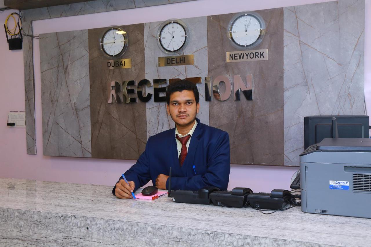 Hotel Sky Park Shamshabad Εξωτερικό φωτογραφία