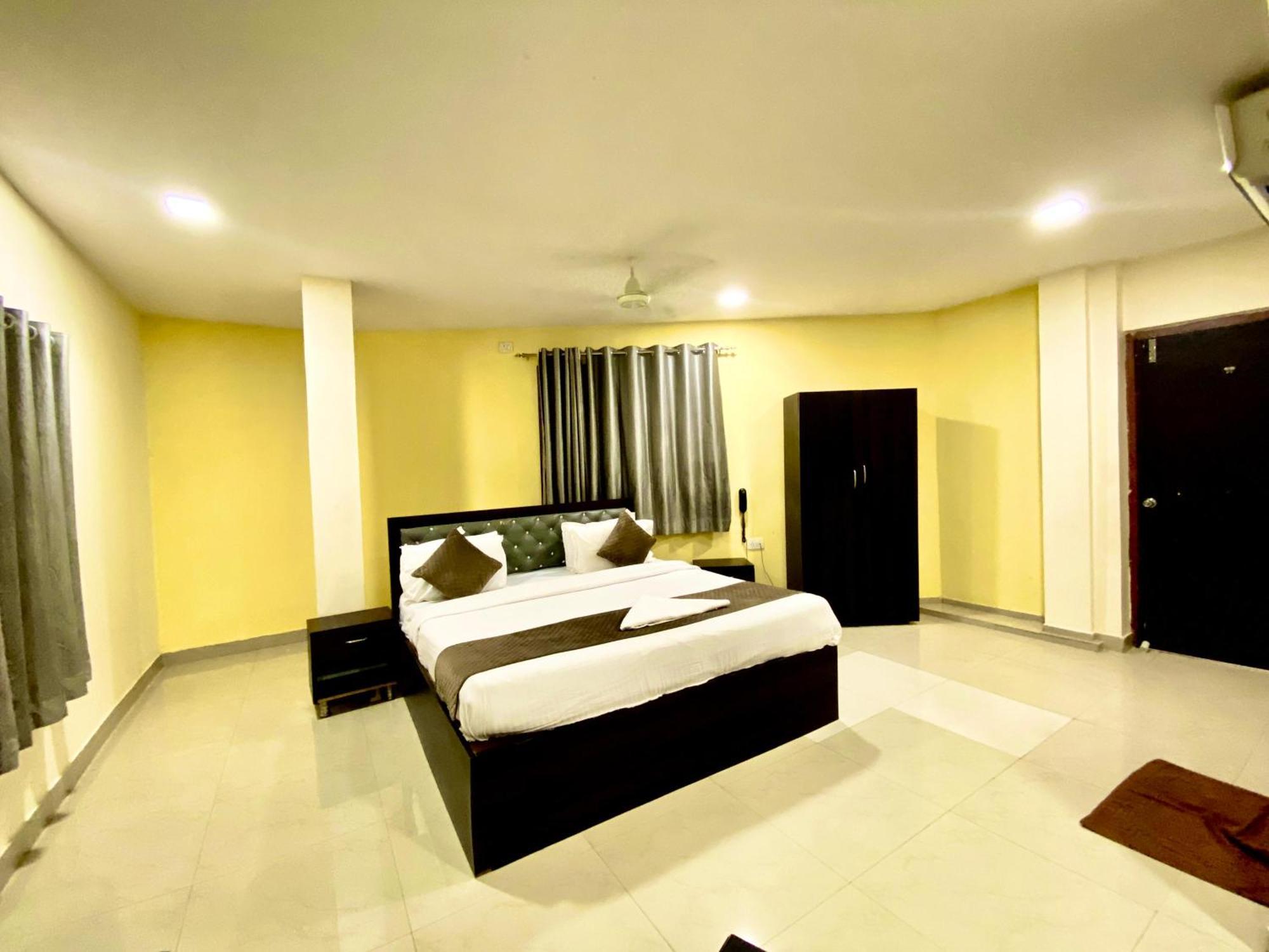 Hotel Sky Park Shamshabad Εξωτερικό φωτογραφία