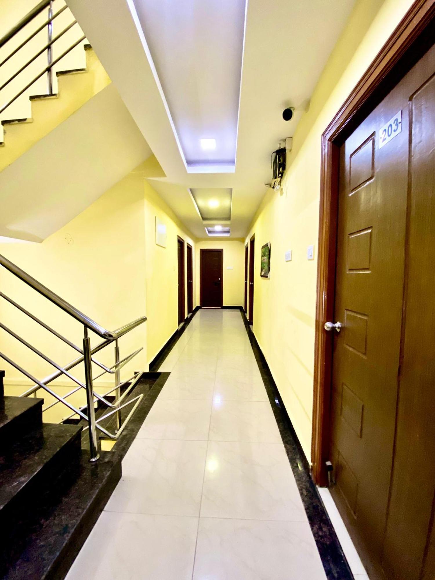 Hotel Sky Park Shamshabad Εξωτερικό φωτογραφία